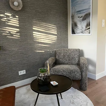 ホームステイ Puur スコールル